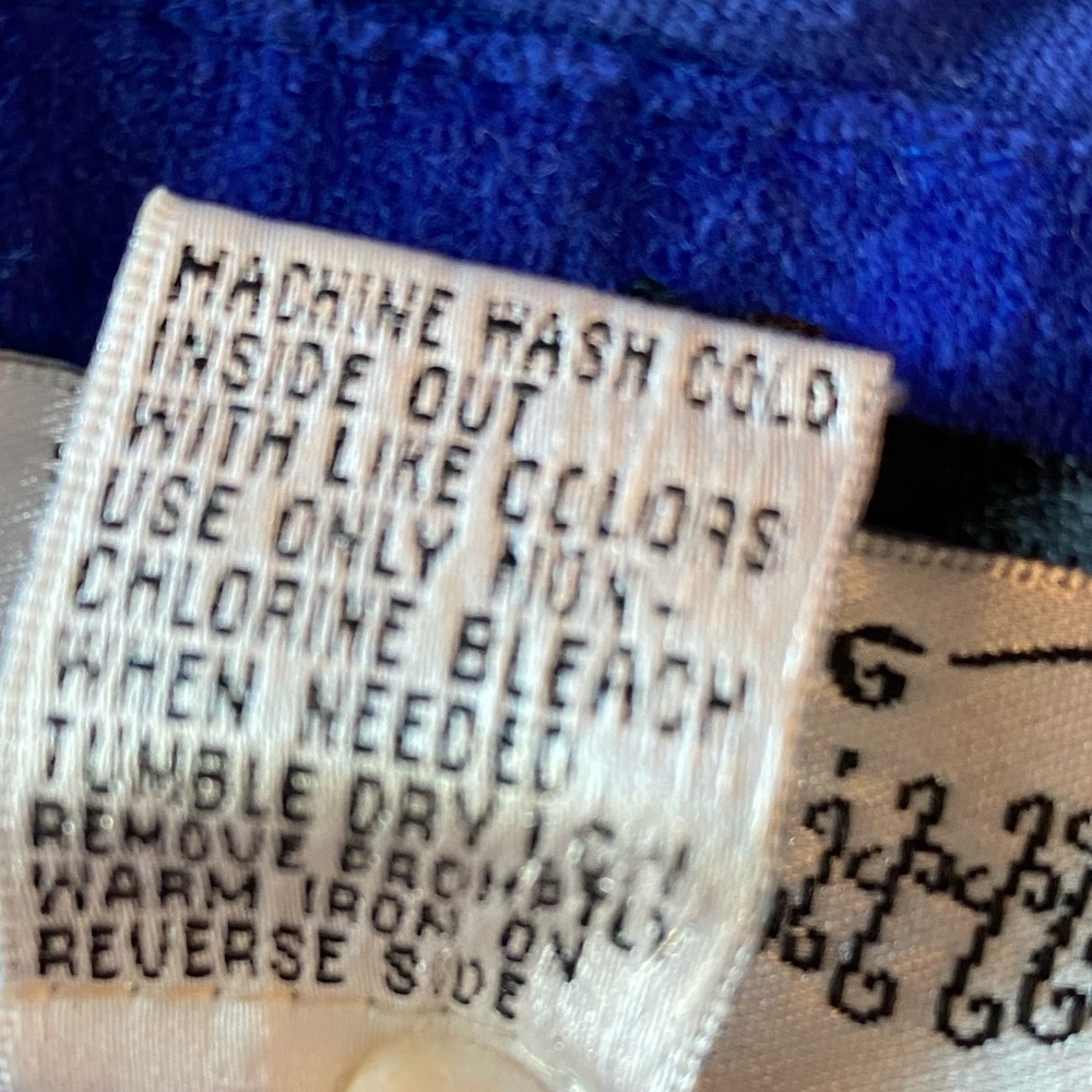 Blue Jacket - Picture 4 of 7